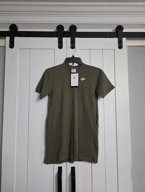 Nike Girl's T-shirt Dress. NEW!
